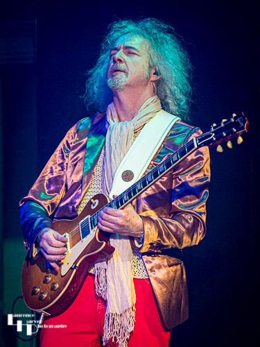 Toby Jones on guitar