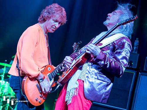 Ian Cook on vocals & Toby Jones on guitar