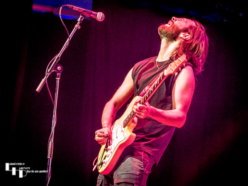 Laurence Jones on guitar & vocals