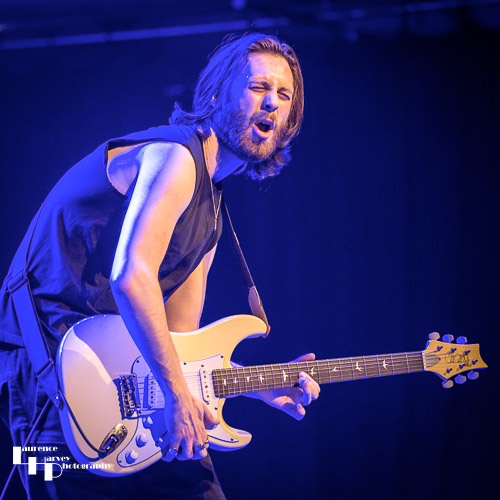 Laurence Jones on guitar & vocals