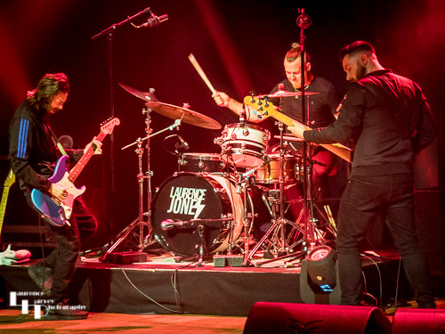 Laurence Jones & his band on stage at The Apex