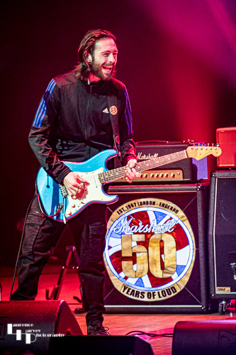 Laurence Jones on guitar & vocals