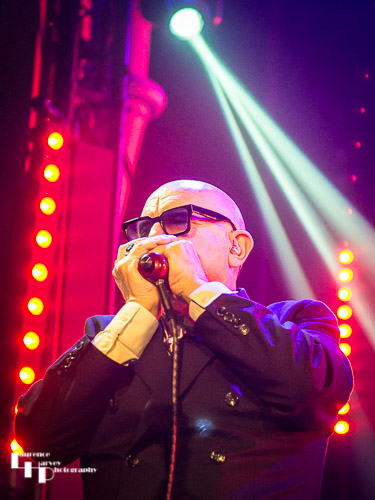 Mark Feltham on vocals & harmonica