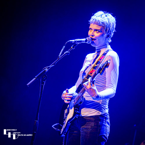 Sarah Deegan on vocals & guitar