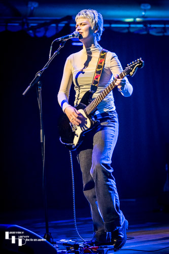 Sarah Deegan on vocals & guitar