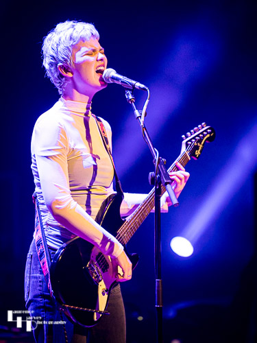 Sarah Deegan on vocals & guitar