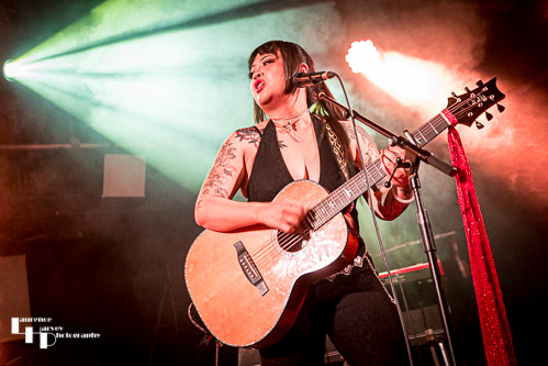 Belly Rachel on vocals & guitar