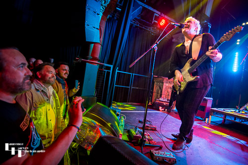 Philip Sayce on vocals & guitar