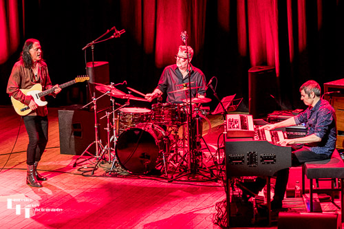 Robben Ford & his band on stage at The Apex