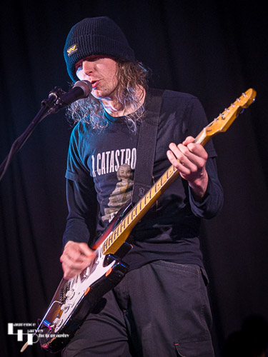 David Simpson on vocals & guitar