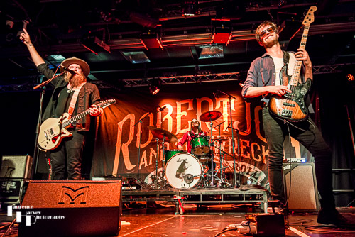 Robert Jon & The Wreck on stage at Epic Studios
