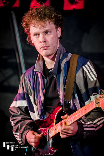 Otto Weinhart on guitar