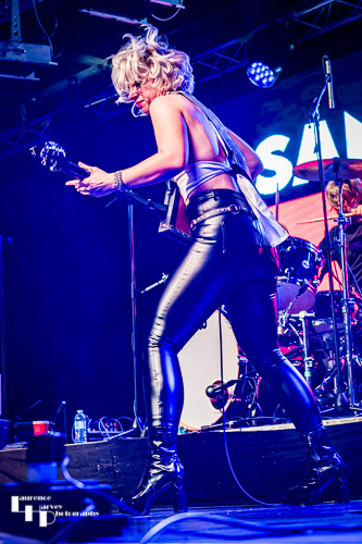 Samantha Fish on vocals & guitar