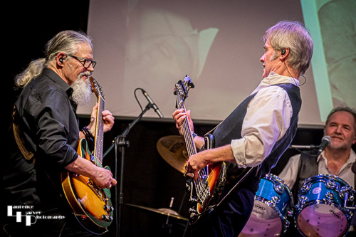 Jerry Langfield on lead vocals & bass, Mike G on rhythm guitar