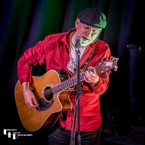 Andy Heasman on guitar & vocals