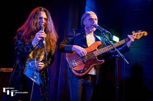 Sari Schorr on vocals & Chris Cliff on bass