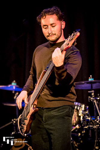 Howard Head on bass