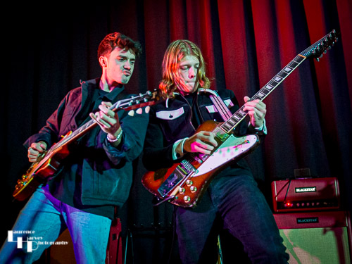 Toby Lee & Jake Loosemore on guitars