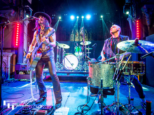 Troy Redfern on vocals & guitar, Nicky Waters on drums