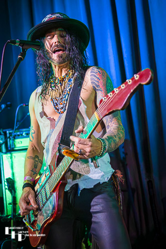 Troy Redfern on vocals & guitar