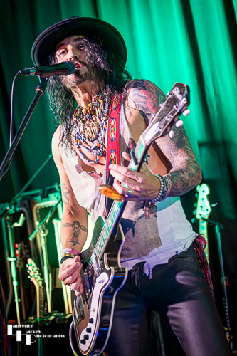 Troy Redfern on vocals & guitar