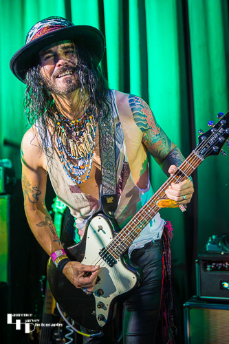 Troy Redfern on vocals & guitar