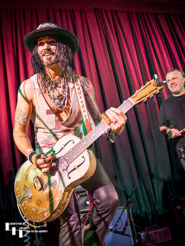 Troy Redfern on vocals & guitar