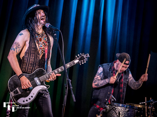 Troy Redfern on vocals & guitar, Nicky Waters on drums