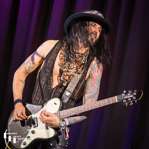 Troy Redfern on vocals & guitar