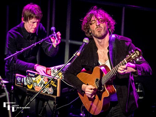 Wille Edwards on guitar & Stevie Watts on keys