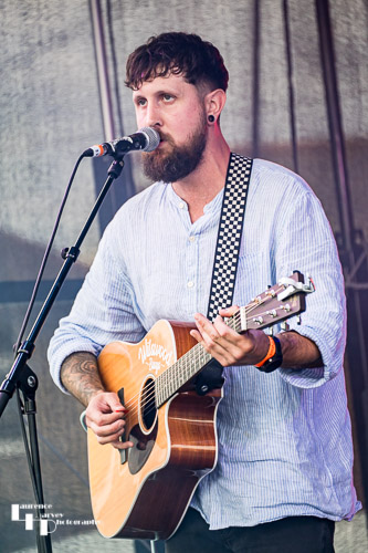 Josh Wilson on vocals & guitar