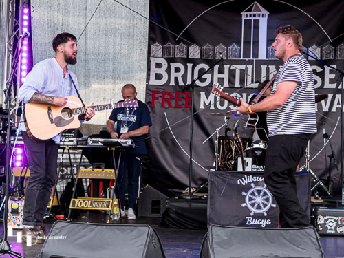 Joe Sherwood & Josh Wilson on vocals & guitar
