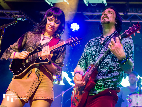 Grace Bond on mandolin & Aaron Bond on guitar