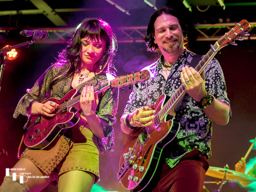 Grace Bond & Aaron Bond on guitar