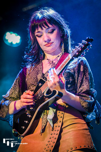 Grace Bond on mandolin & vocals