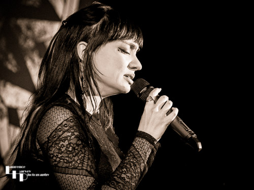 Grace Bond on vocals