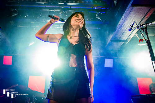 Grace Bond on vocals