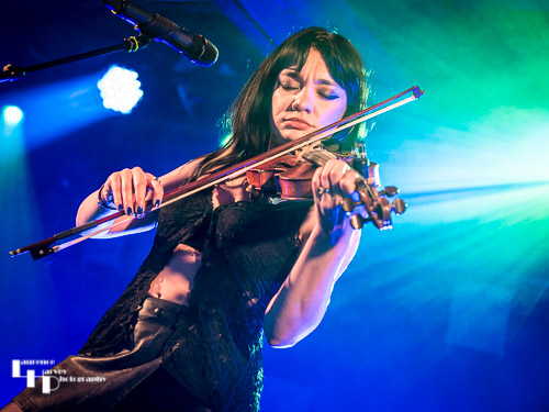 Grace Bond on vocals & violin