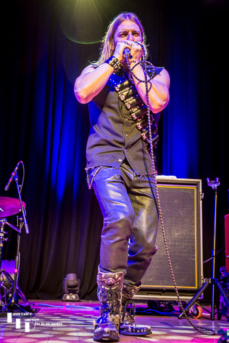 Guest, Will Wilde on harp