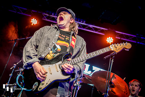 Zac Schulze on vocals & guitar