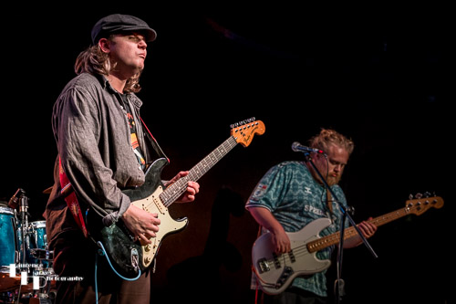 Zac Schulze on vocals & guitar