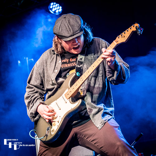 Zac Schulze on vocals & guitar